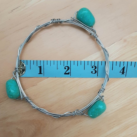 Large Turquoise and Silver Tone Wire Bracelet Southwest Artisan - Picture 5 of 5